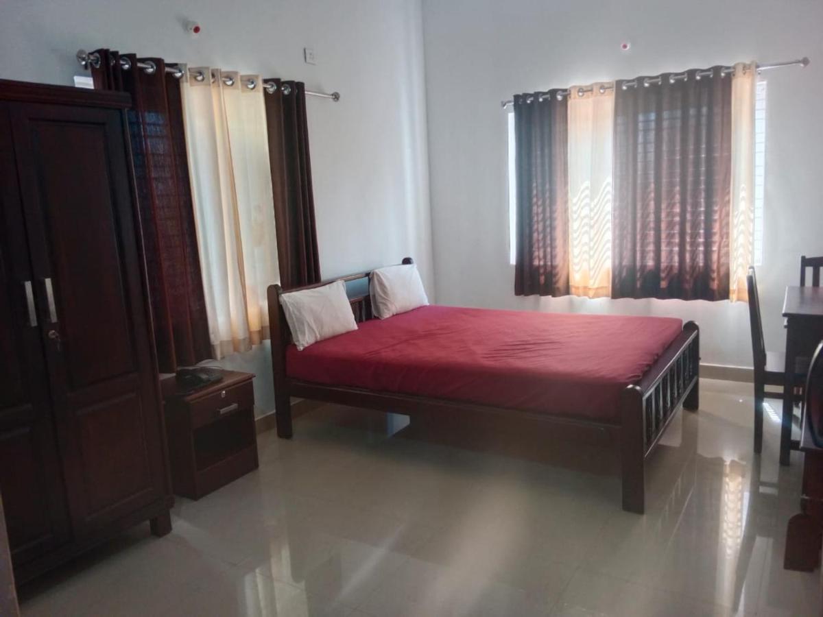 Hotel Blue Rays Bainduru Ngoại thất bức ảnh
