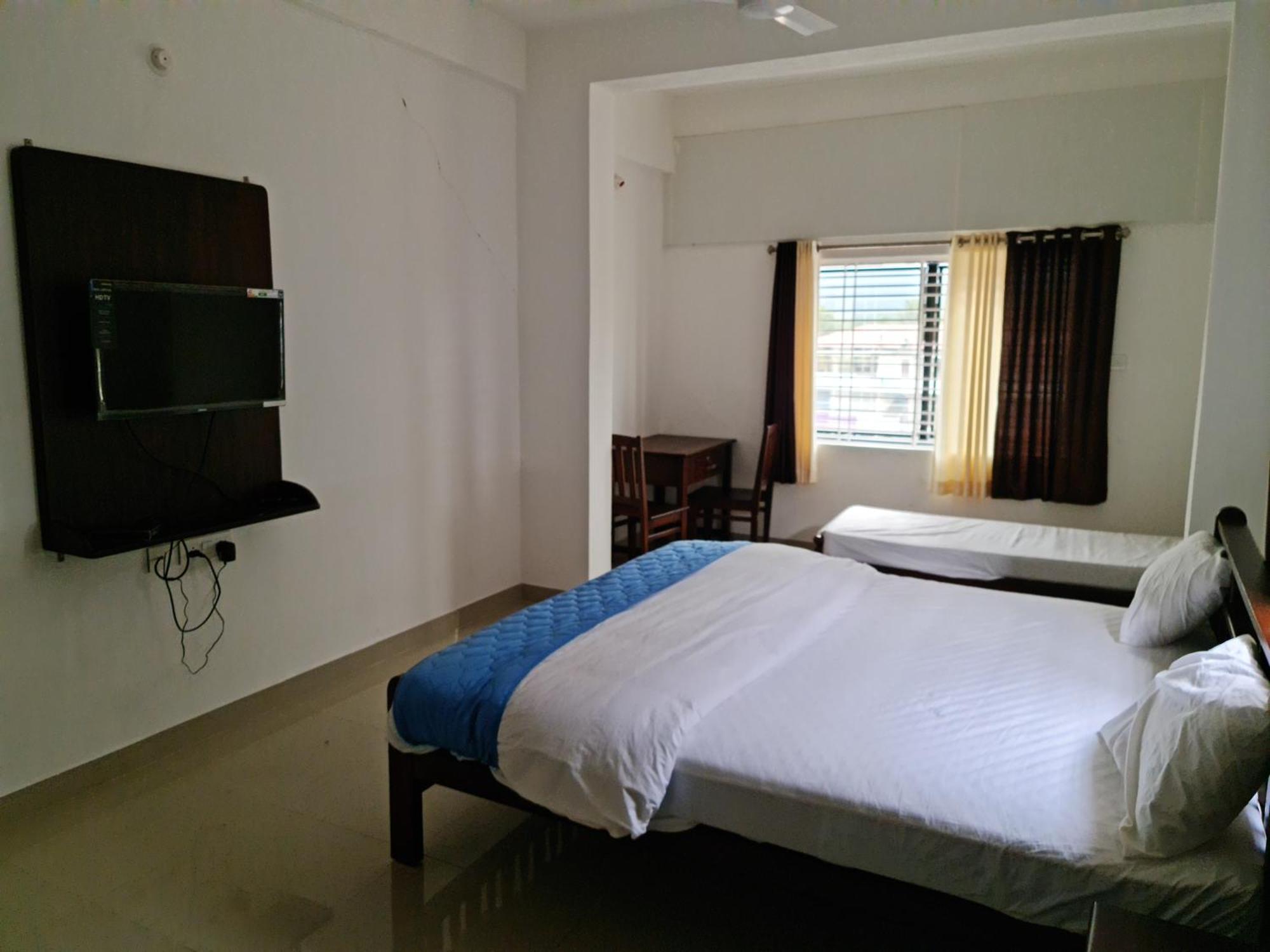 Hotel Blue Rays Bainduru Ngoại thất bức ảnh